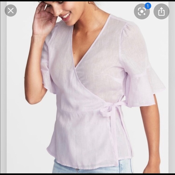 Old Navy Tops - Flowy ruffle wrap side tie summer spring line top